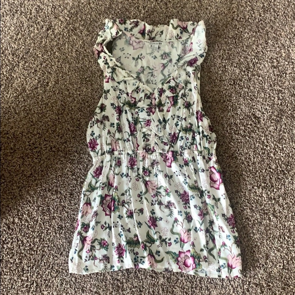 Floral short sleeve blouse